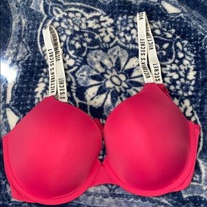 COPY - Victoria’s Secret Hot Pink T-shirt Push-up…